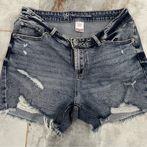 NOBO BlueJean Shorts Distressed High-Waisted - Picture 3 of 7